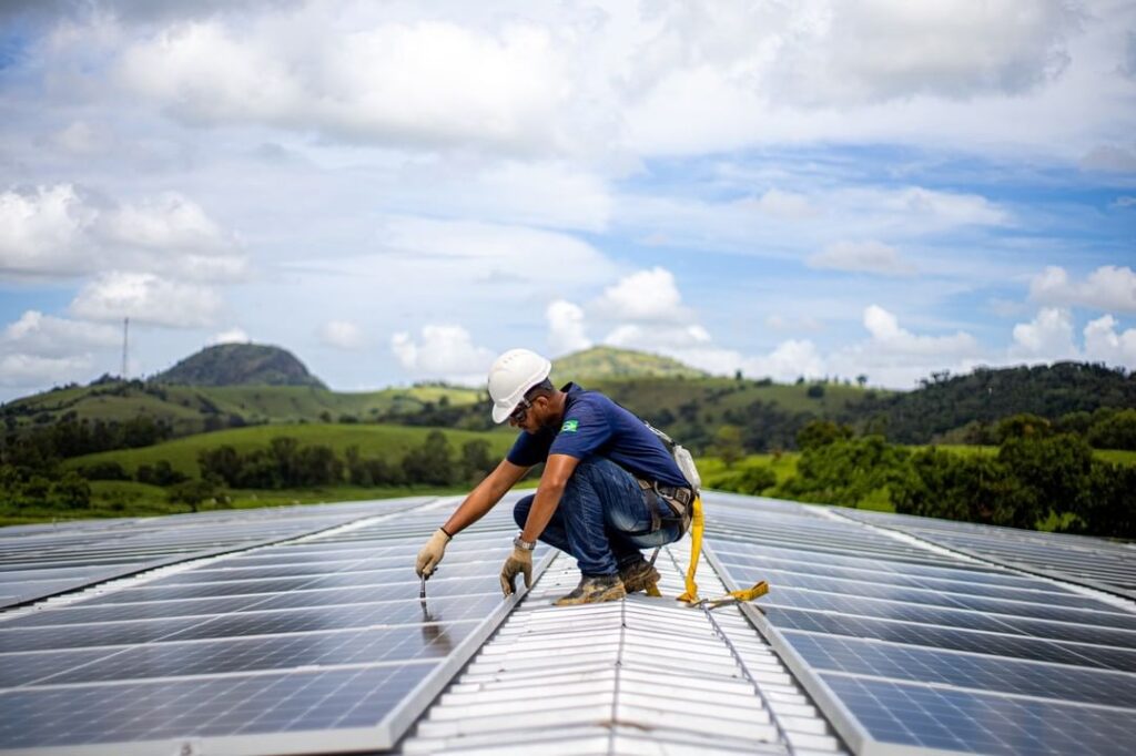 Instalação de sistema fotovoltaico - Resolve Energia